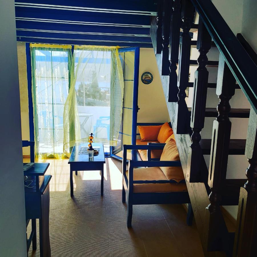 Blue Sky Aparts Livadia  Buitenkant foto